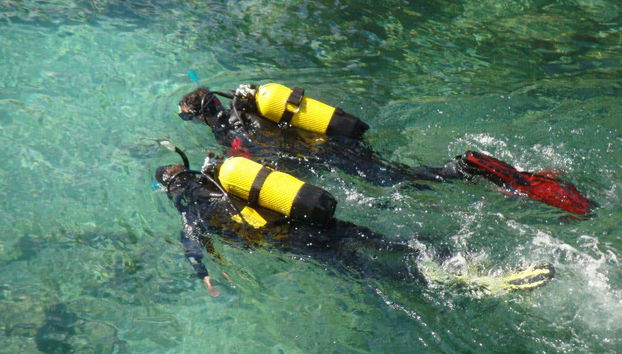 Beginners Diving Lesson in Menorca - Foto 2