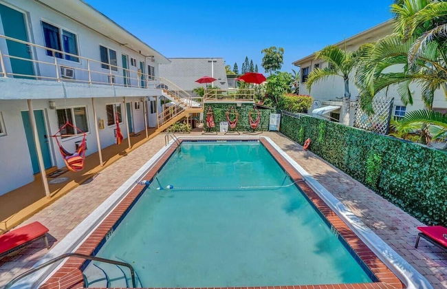 Secluded Hollywood Studio, Walk to Beach & Boardwalk - Photo 16