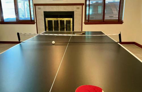 Speedway Game House: Cowboy Pool & Arcade Fun by Vacation Your Way - Foto 13