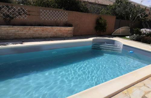 Appartement calme dans villa, piscine et spa et mer - Foto 13
