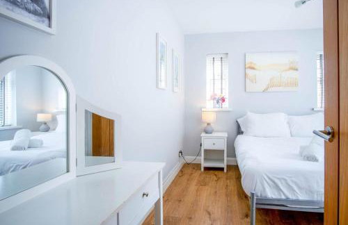 Marshmallow - 2 Bedroom Cottage - Oxwich - Foto 35
