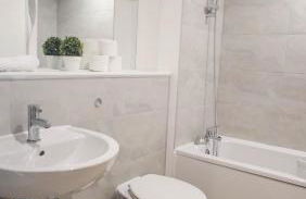 Modern & Premium 2BR 2BA City Center Apartment - Foto 19
