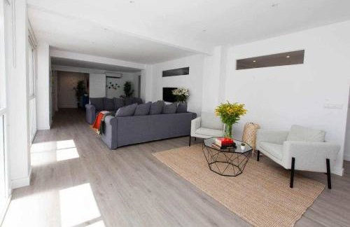 ISG Apartments Downtown family haven Free parking spot - Foto 27