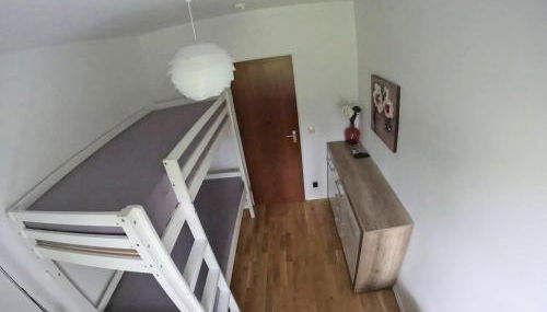 Moderne 3 Zi Ferienwohnung - Photo 5, wardrobe