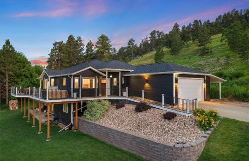Black Hills Getaway with Hot Tub & Game Room for 18 - Foto 71