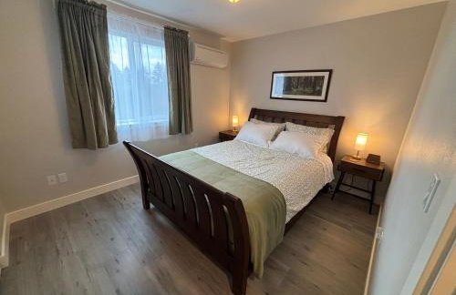 Water & Mountain Views - Family & Pet Friendly - Foto 3