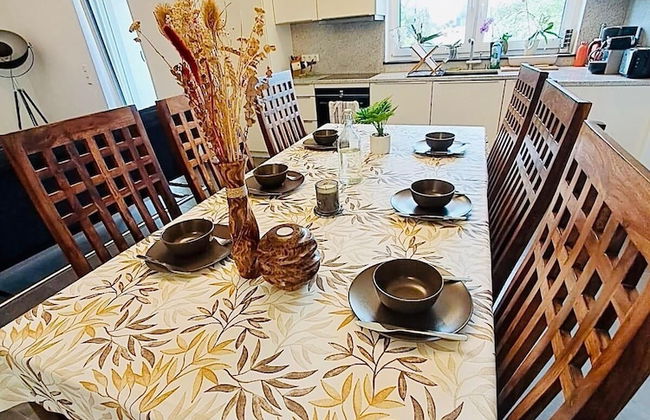 Spacious 3 Bedrooms with Garden View - Foto 12