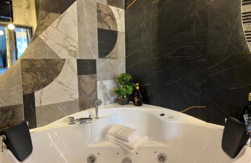 Family & Business Sauna Tężnia Apartments No 10 VIP -Leśny nad Zalewem Cedzyna, Unikat SPA- 1 Bedroom with Private Sauna, Jacuzzi, Spectacular View Terrace, Parking, Catering Options - Foto 55