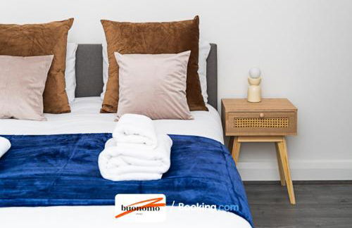 Three Bedroom Apartment At Buonomo Stays Short Lets & Serviced Accommodation With Netflix & Games - Foto 19