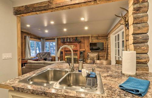 Rustic Anchorage Hideaway Walk to Coastal Trail! - Foto 10