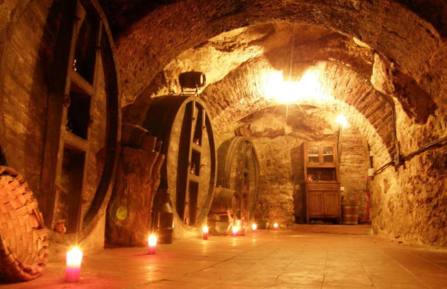 Tour teatralizado por las bodegas subterráneas - Photo 3