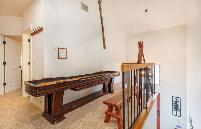 Seven Springs 4 BR Premium Condo, Deck with Views by RedAwning - Photo 34