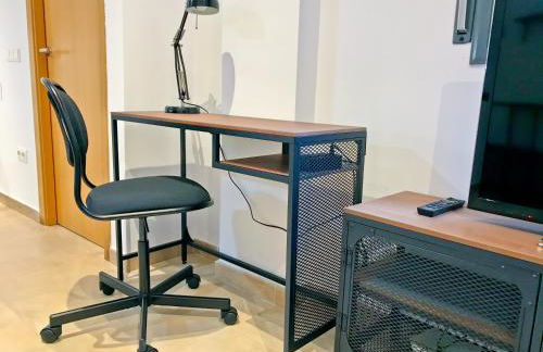 Urban Manesa city center apartment with private patio - Foto 18