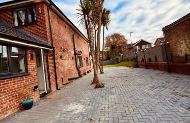 Lux 7 Bedroom residence - Photo 6