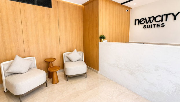 NewCity Hotel & Suites - Foto 2, Rezeption