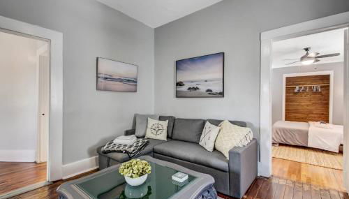 Spacious 2BDR Park Side Victorian District - Foto 3