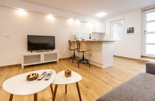 Studio & Apartment 'The Roots Apartments' near Pula, Istria, Croatia - Foto 9