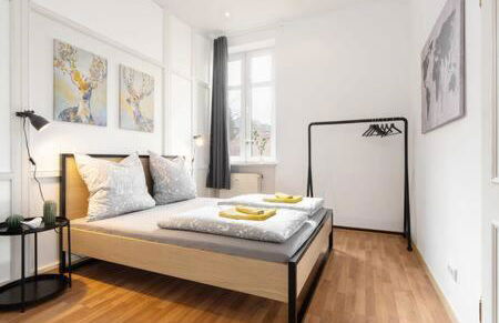 2bedroom in historic villa near Nymphenburg Palace - Photo 8