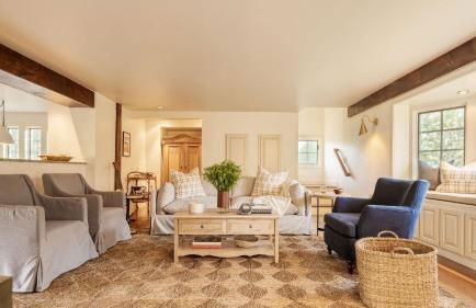 4BDR Heritage Estate w Pool Private Pond Fire Pit Cortland by AvantStay - Foto 7