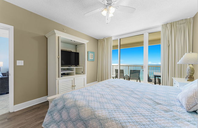 Majestic Beach Resort by Book That Condo - Foto 39