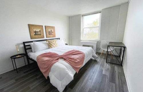 Sleepover Downtown Cincinnati 1BD 1BA Apartments - Photo 62