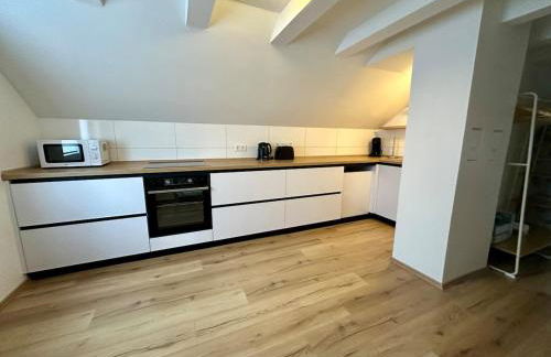 Helle 2-Zimmer Ferienwohnung mit 4 Betten, Nähe Innenstadt in ruhiger Lage - Foto 8