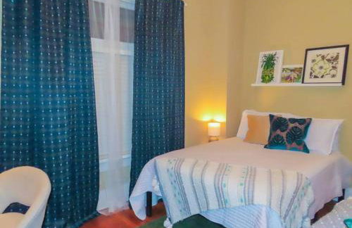 The Nook on Neil Walkable 3BR - Foto 27