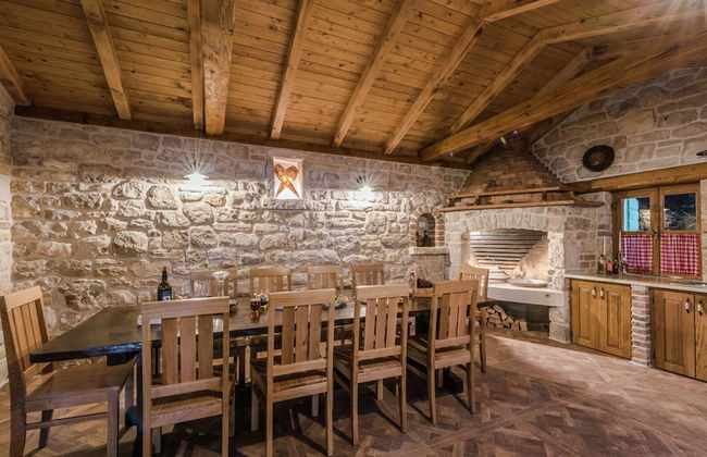 Villa in Sukosan With Pool Near the Sea - Foto 35