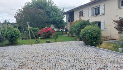 large country house with pool and garden - Foto 1