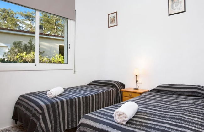 Alonso in Vidreres With 4 Bedrooms and 1 Bathrooms - Photo 12