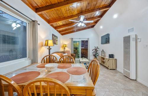 Mimi's & Nana's Beach House - Foto 7