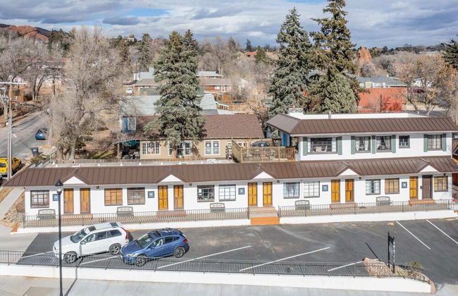 1BD Mnt View Suitehikingdogs Welcome! - Photo 16