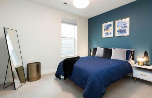 Stunning 3BD 3.5 BA - 10 Min to Downtown! Garage! - Foto 21