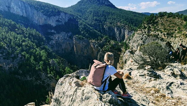 Nada en Fuentes termales y explora el cañón de Montanejos. - Foto 2