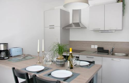 Apt. neuf à 50m du port - Parking privé, ascenseur - Foto 11