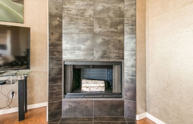 Fabulous 4-bdrm W/breathtaking Views & Pool! - Foto 25