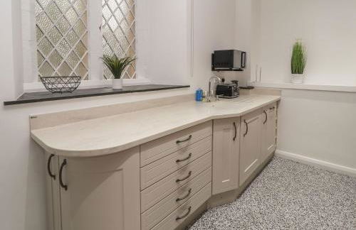 Memorial Building - Photo 75