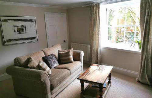 Beehive Cottage - Photo 40