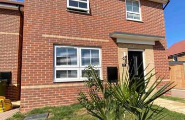 Chester House, Hampton Water 3 bed by Belmont Places - Foto 1