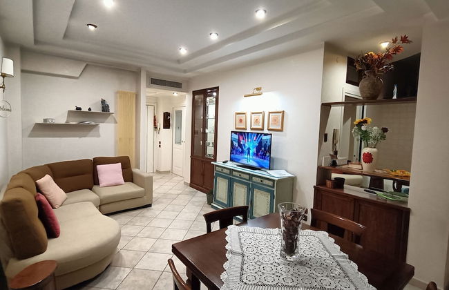 Roma Chic House - Luxury House 4 People - With 2 Bedrooms 2 Bathrooms - Photo 1