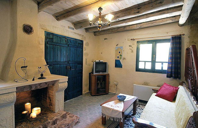 Villa Sofas - Photo 11