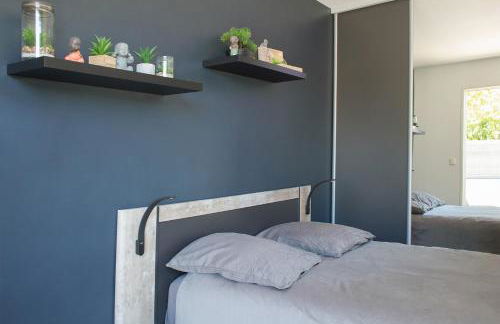 Belle Villa moderne avec piscine et jardin - Foto 37