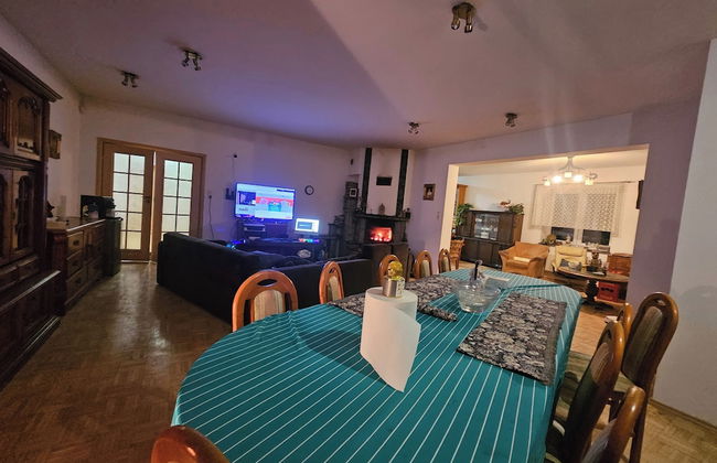 Villasleeps23-gaden-parking-partiesok-lake - Photo 15