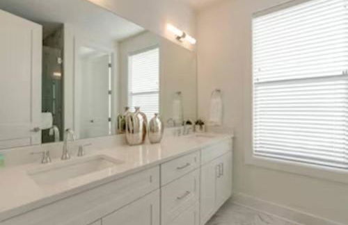 NEW and luxurious home by downtown Nashville with rooftop deck! - Foto 41