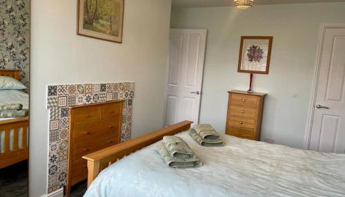 Two bedroom detached bungalow with conservatory - Foto 5