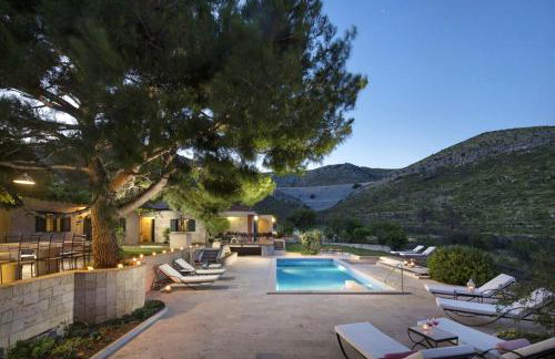 Panoramic Villa in Prgomet, Sea View and Private Pool - Foto 33