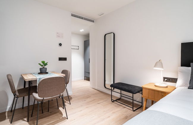 Limehome Vitoria Palacio Álava-Velasco - Foto 12