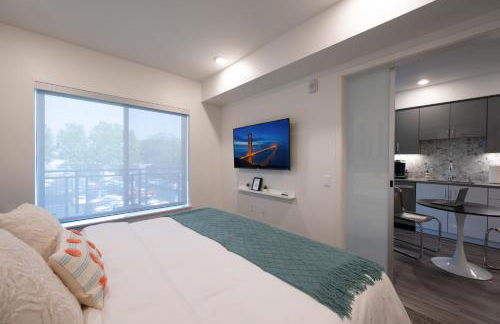 King Bed-Walk Downtown-Free Garage Parking-Laundry - Foto 7