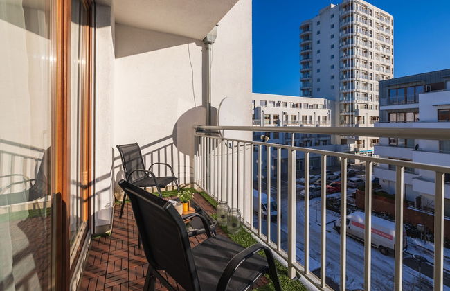 Mysterious Blue Apartment by Renters - Foto 27