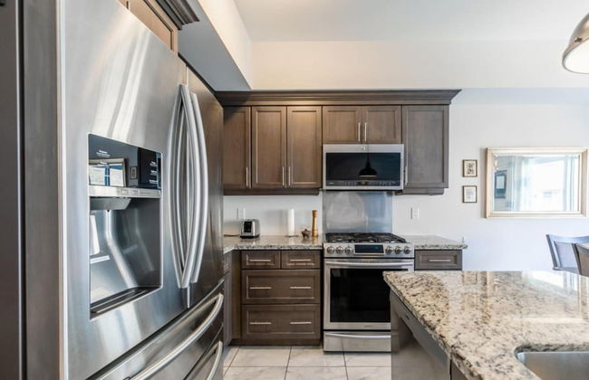 Modern Lakeshore 3BR 3BA TH Free Parking BBQ - Foto 24